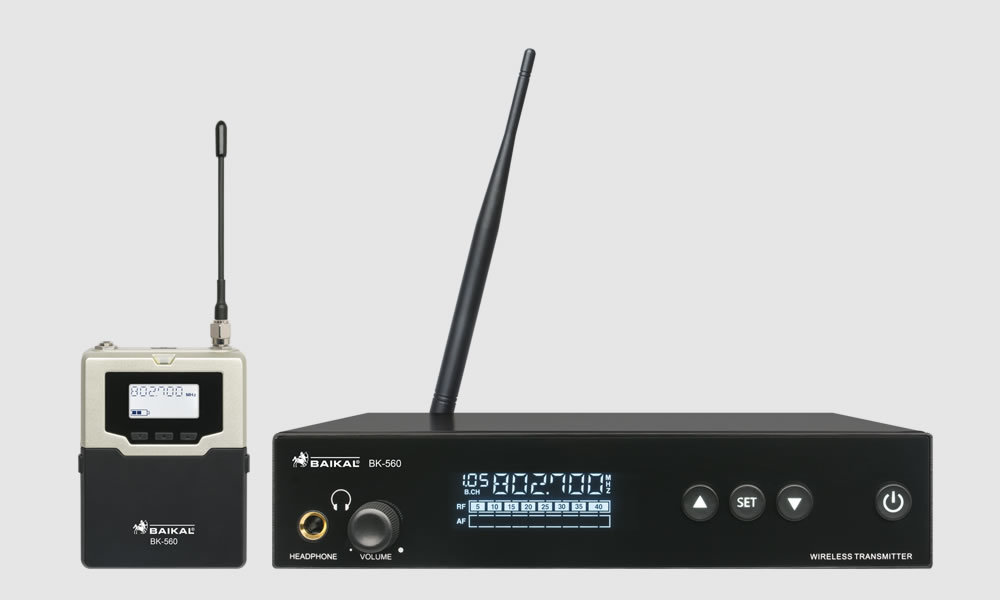 BK-560 IN-EAR-CANALPHONES MONITORING